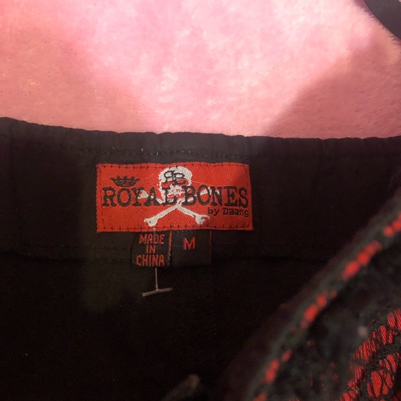 black and red corset top - Picture 2 of 4